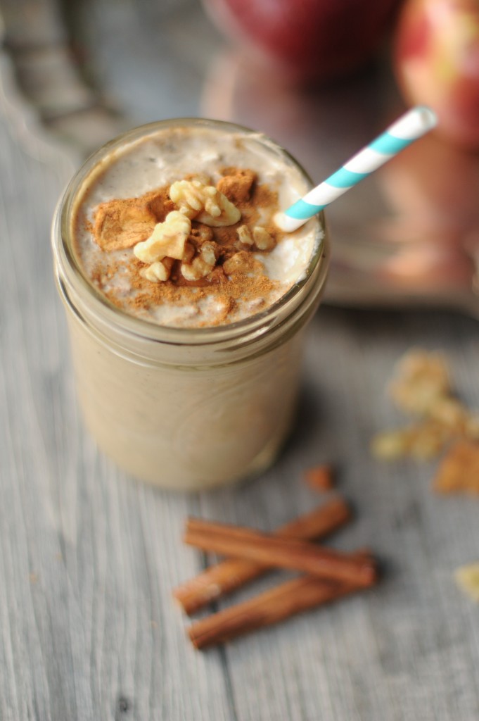 Apple Pie Smoothie by Bewellwitharielle.com for NourishSnacks