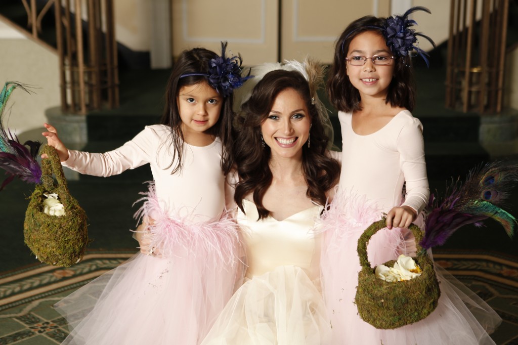 arielle haspels wedding with flower girls