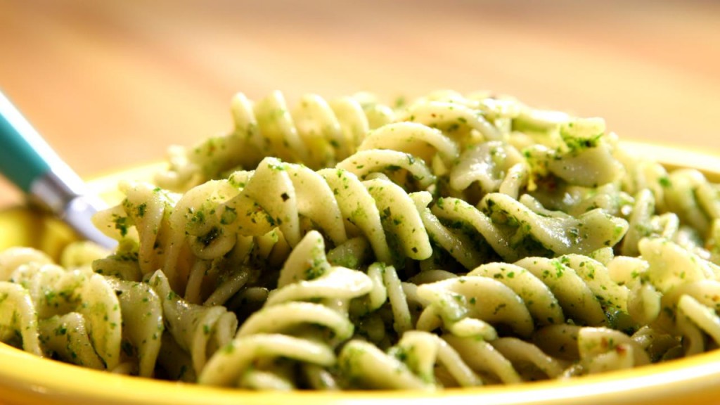 Brown Rice Pasta with Kale Pesto by Arielle Haspel for Healthination