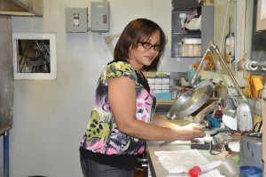 Mary assembling the floating organic pearls