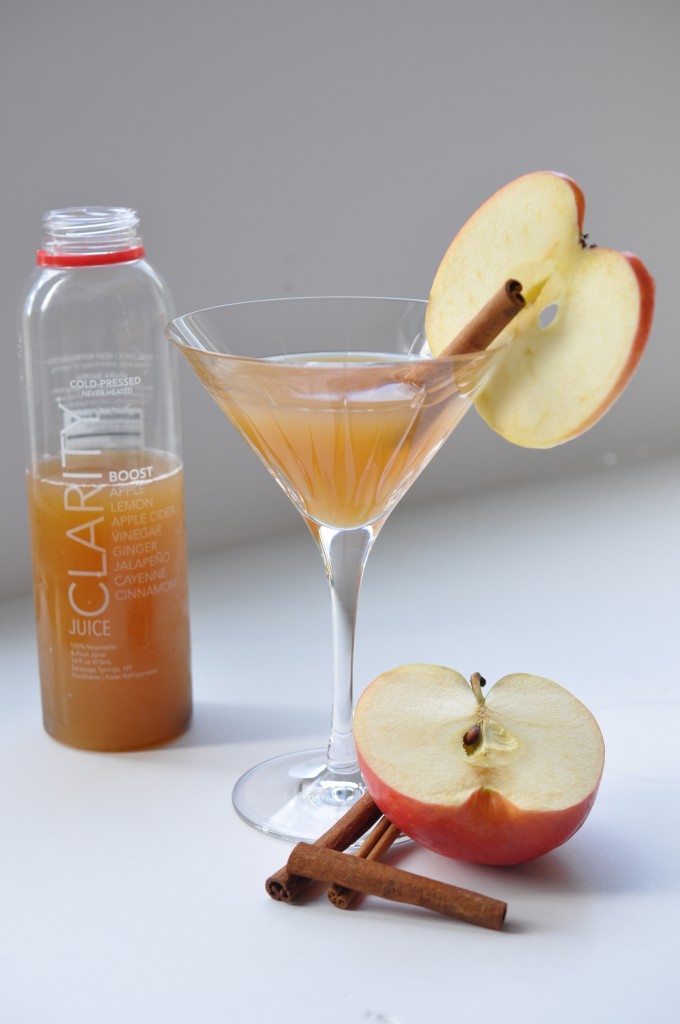 spicy spiked apple cider martinis with fresh juice from clairty juice by bewellwitharielle.com