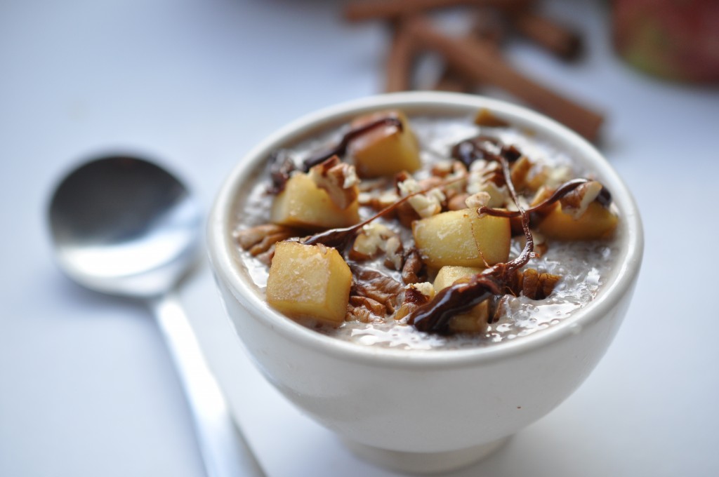 caramel-apple chia pudding