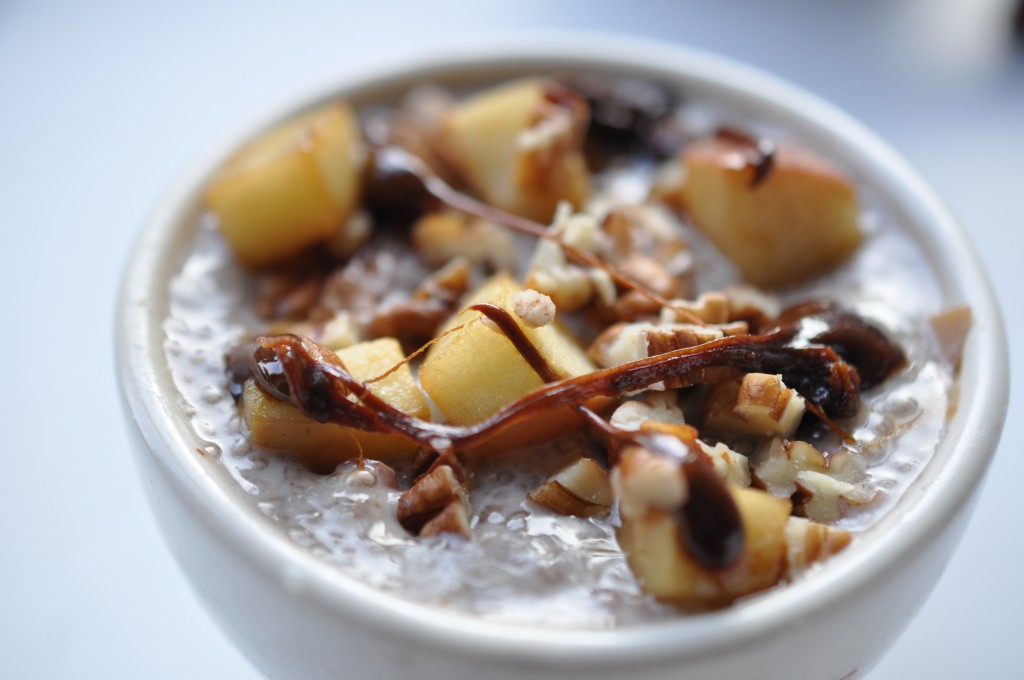 caramel-apple chia pudding