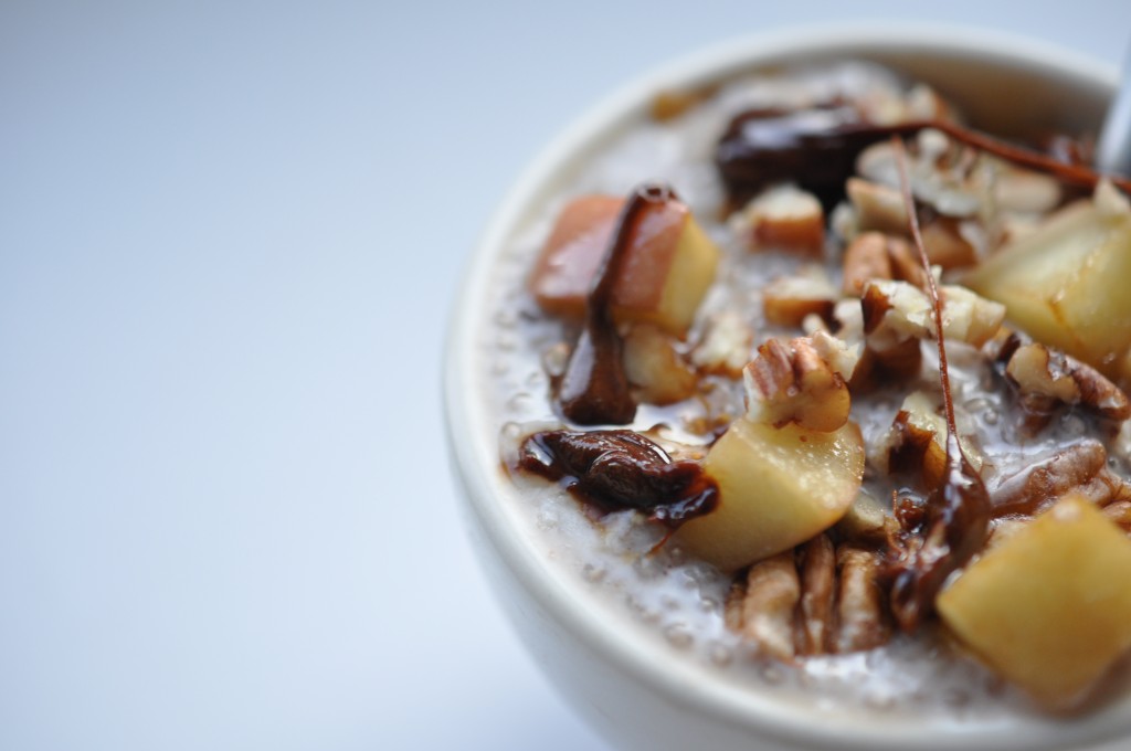 caramel-apple chia pudding