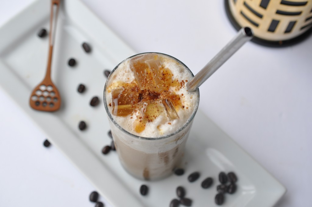 healthy home-made version of starbucks caramelized honey frappucino by arielle haspel and be well with arielle