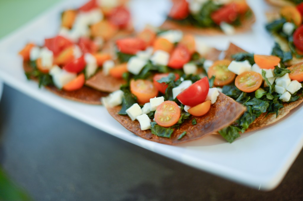 Kale Caprese Pizettes