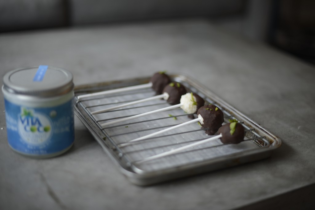 Arielle Haspel of Be Well with Arielle's Peppermint Pattie Lollipops using Vita Coco Coconut Oil