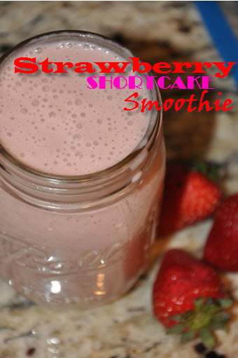 Strawberry Shortcake Smoothie from bewellwitharielle.com