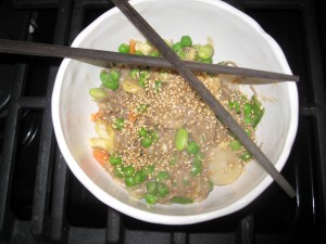 Peanut-Miso Soba Noodles with Veggies!